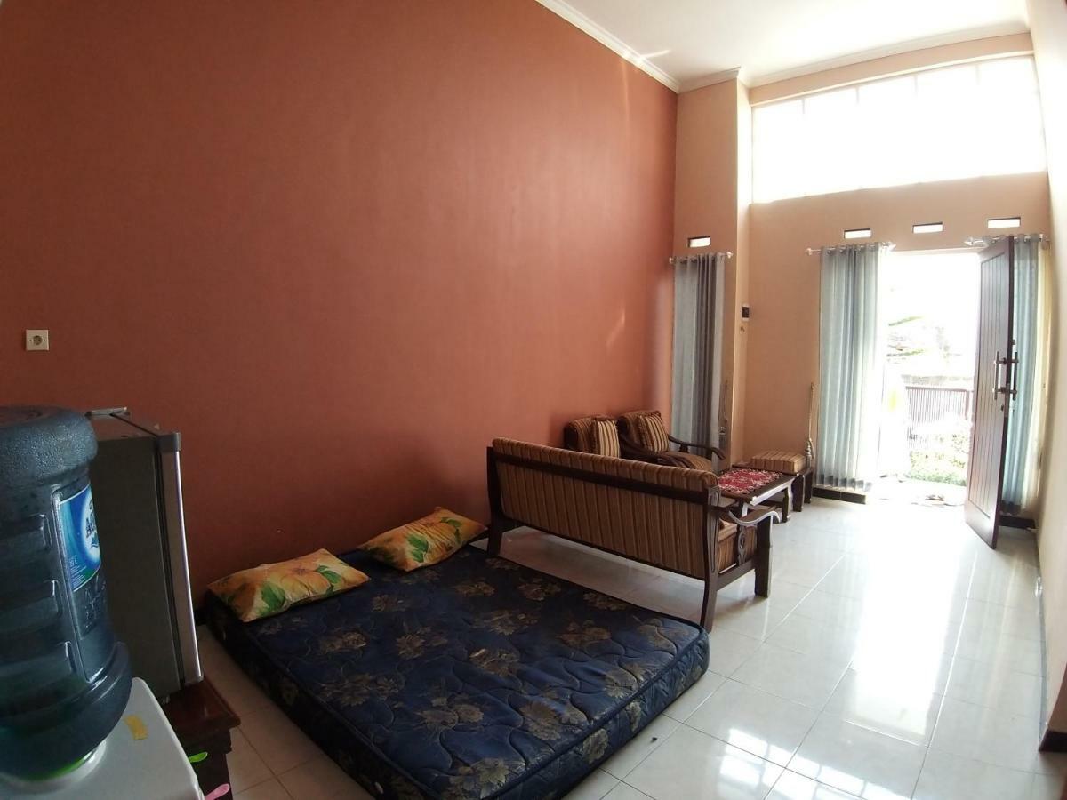 Ken'S Villa 8 Batu  Eksteriør bilde